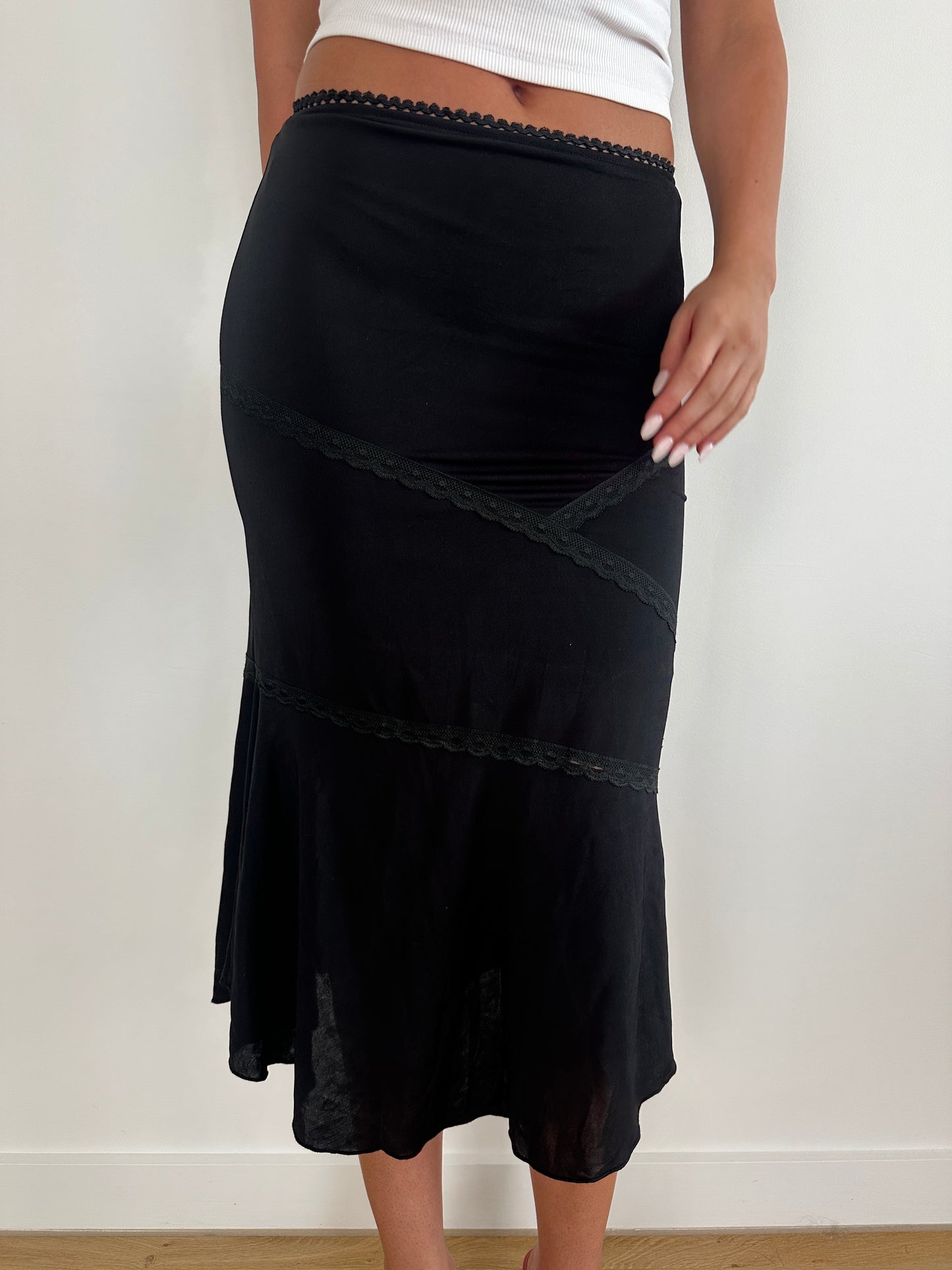Black Lace Trim Midi Skirt