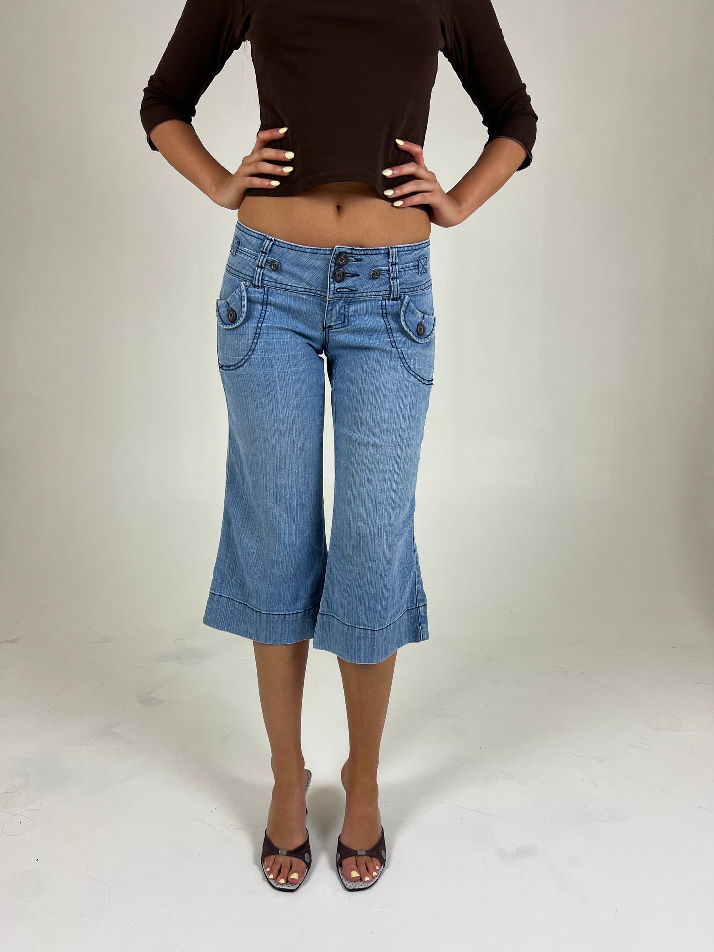 Low Rise Denim Capri Pants