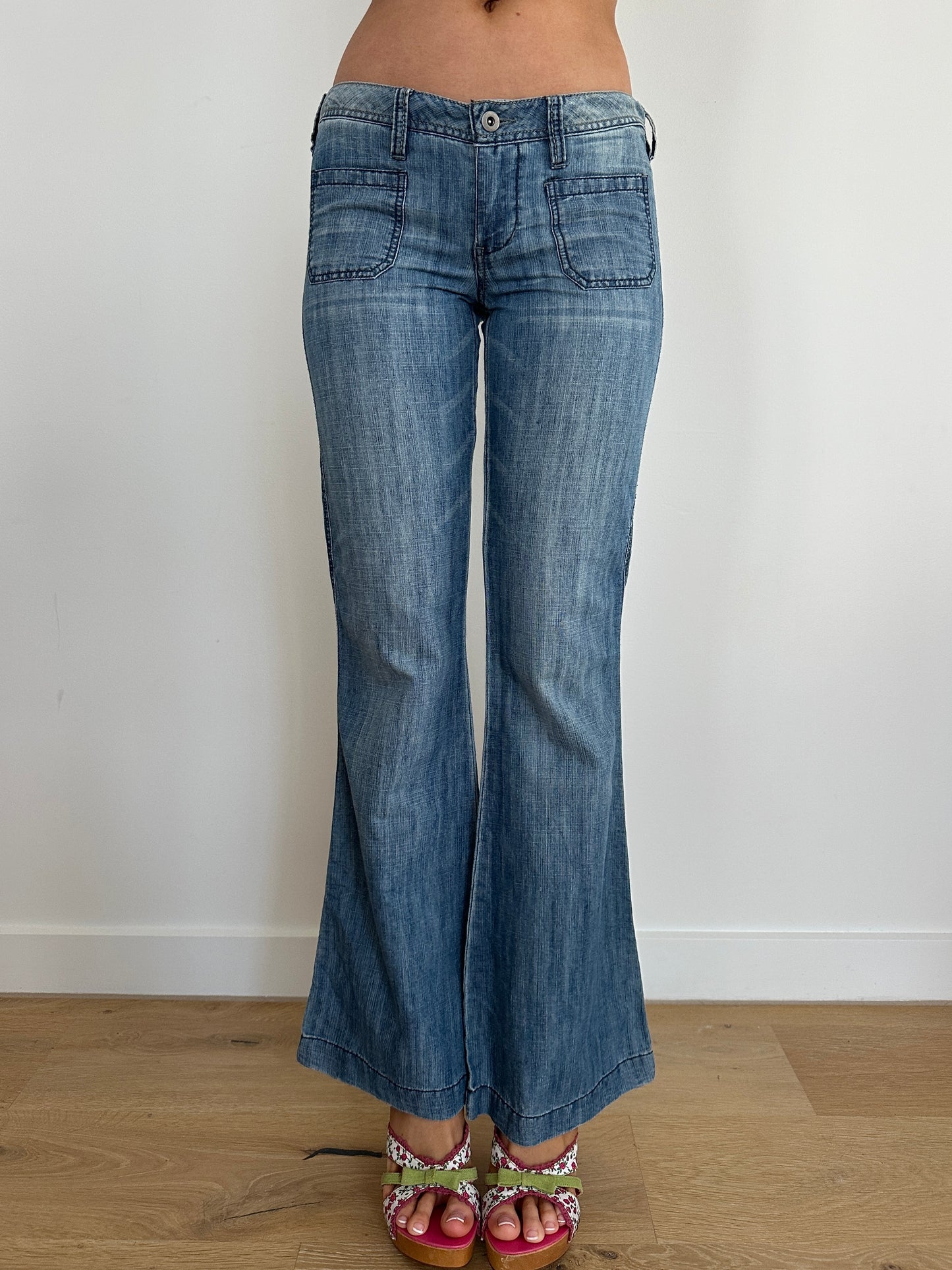 Low rise Bootcut Jeans