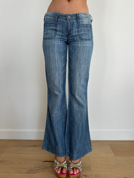 Low rise Bootcut Jeans