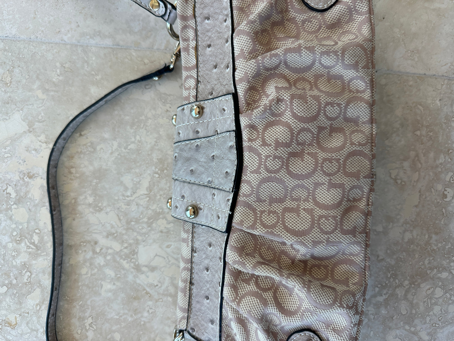 Guess Shoulder Bag