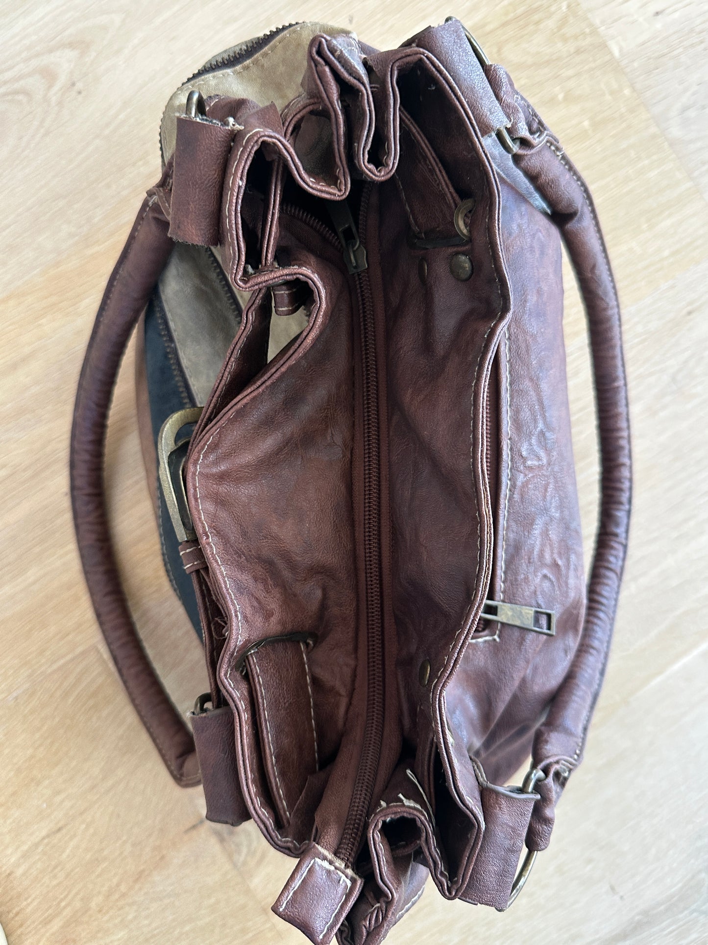 Vintage Zip Bag