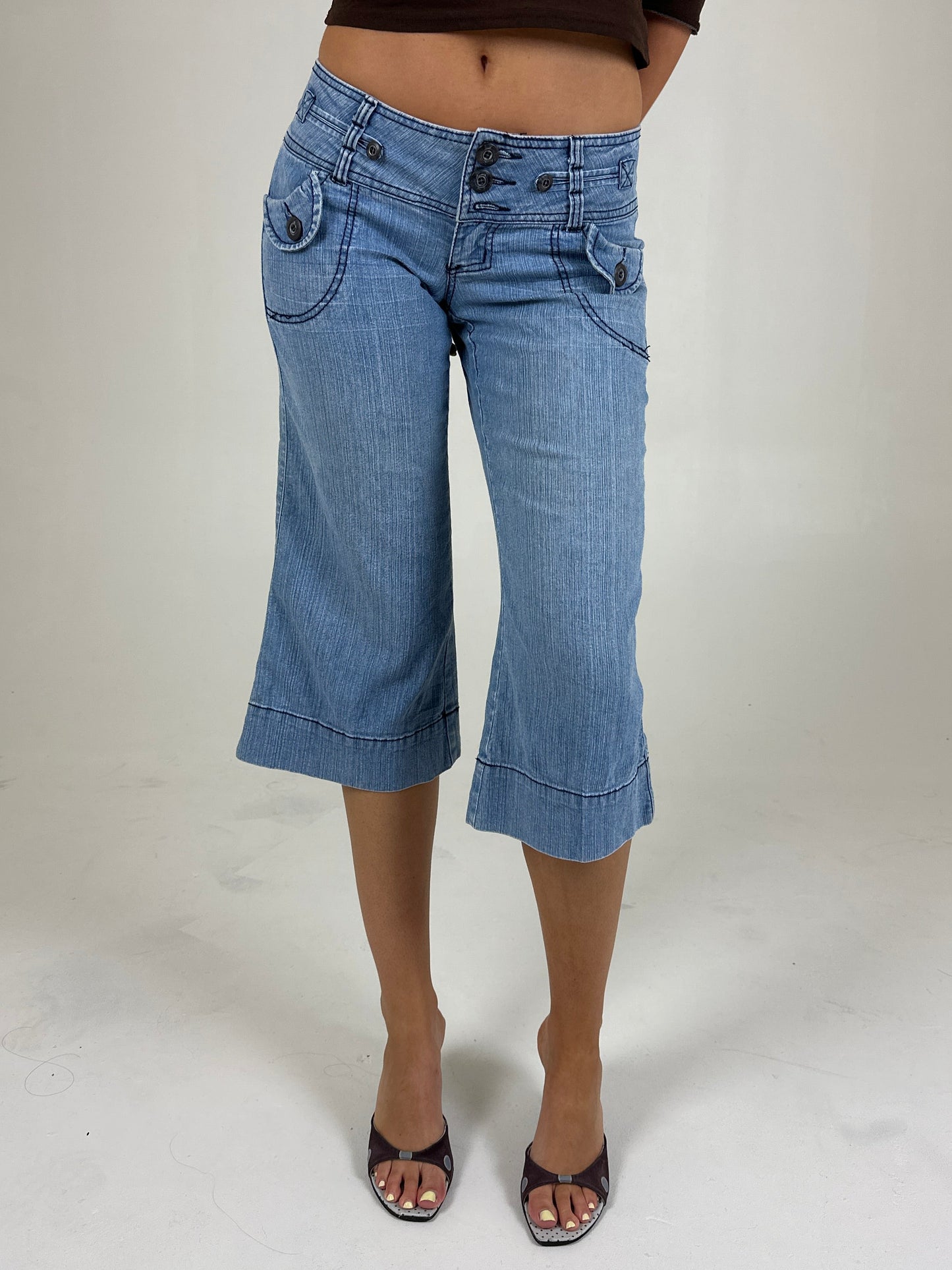 Low Rise Denim Capri Pants